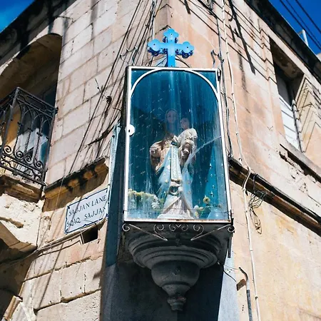 Ta' Tereza In Manwel Dimech Pensjonat Sliema