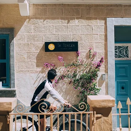 Ta' Tereza In Manwel Dimech Pensjonat Sliema
