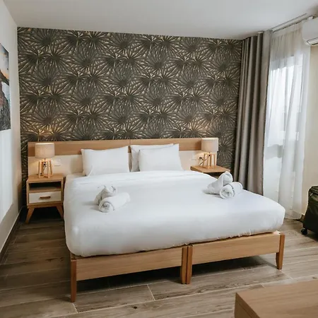 Ta' Tereza In Manwel Dimech Pensionat