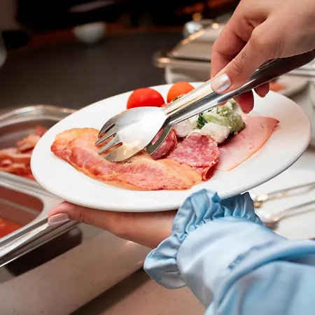 Ta' Tereza In Manwel Dimech 4*